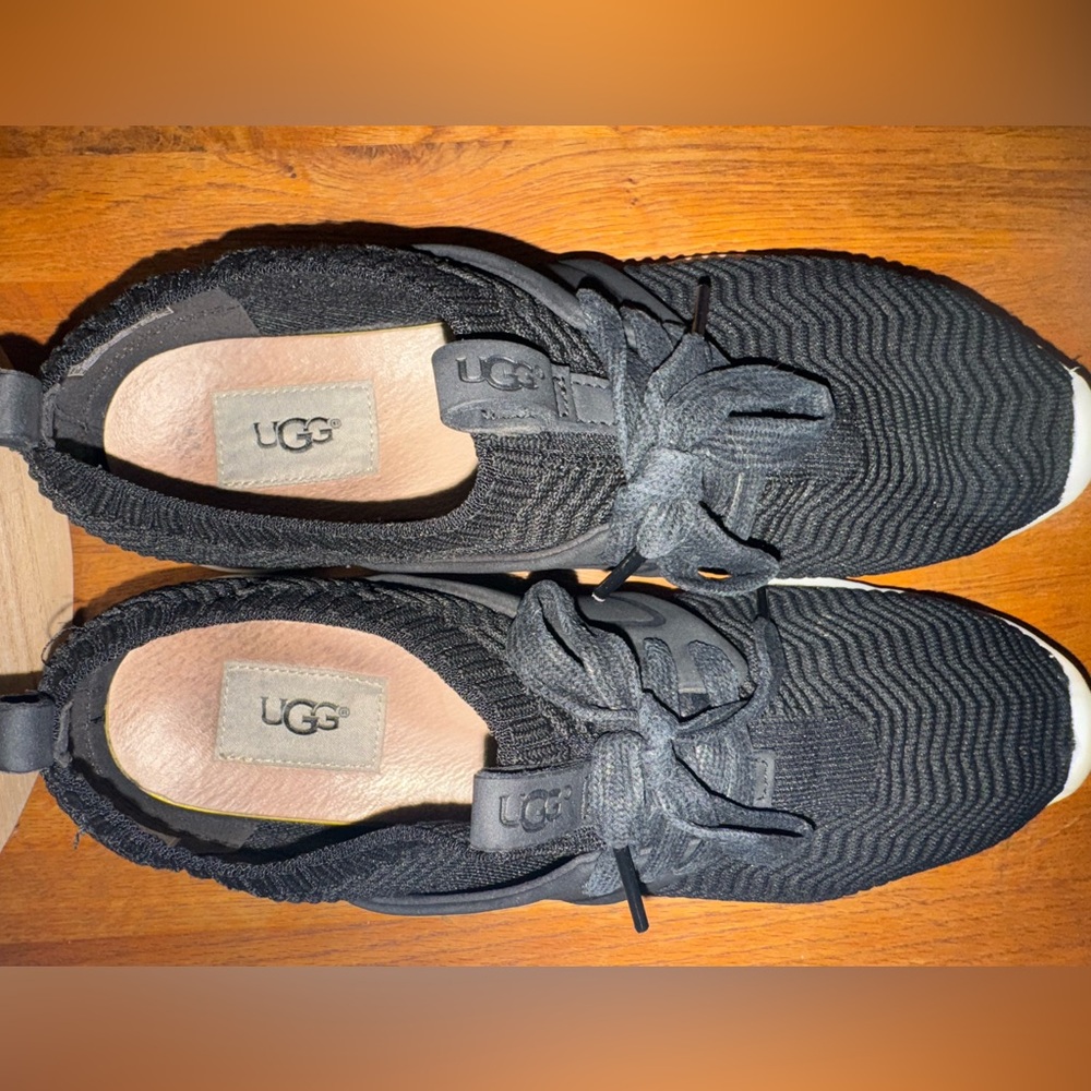 UGG- Treadlite Black Knit Lace-Up Shoes